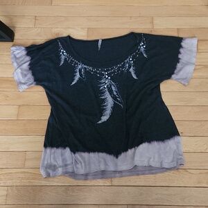 American age boho feather tshirt